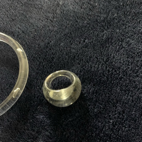 Woman’s acrylic dome ring and bracelet. NWNT. Size 7.5 ring approximate - Picture 9 of 12